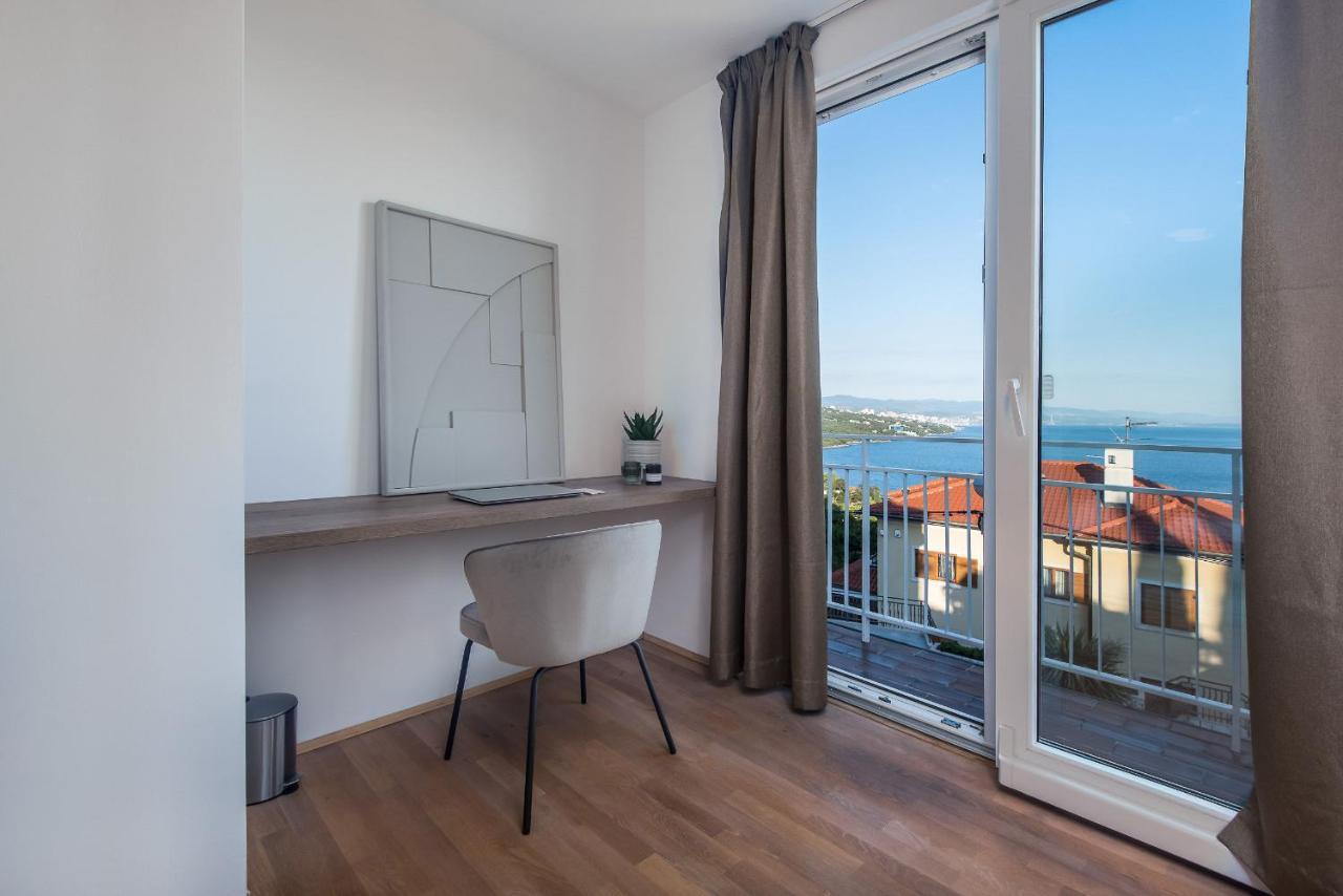 Premium Apartment With Beautiful Sea View, Short Walk To The Sea 奥帕提亚 外观 照片