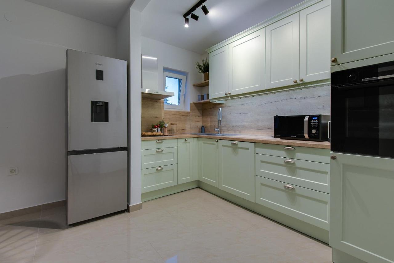 Premium Apartment With Beautiful Sea View, Short Walk To The Sea 奥帕提亚 外观 照片