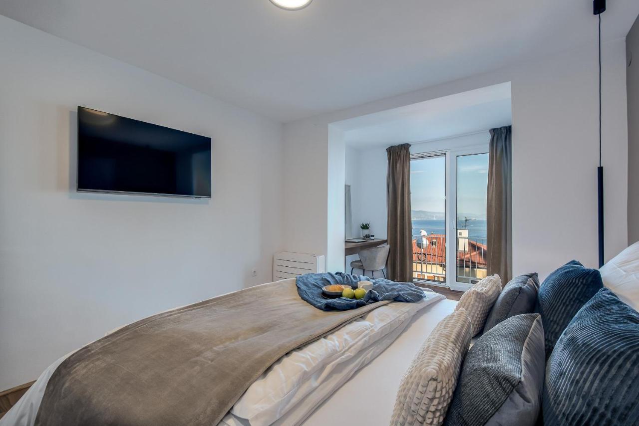 Premium Apartment With Beautiful Sea View, Short Walk To The Sea 奥帕提亚 外观 照片