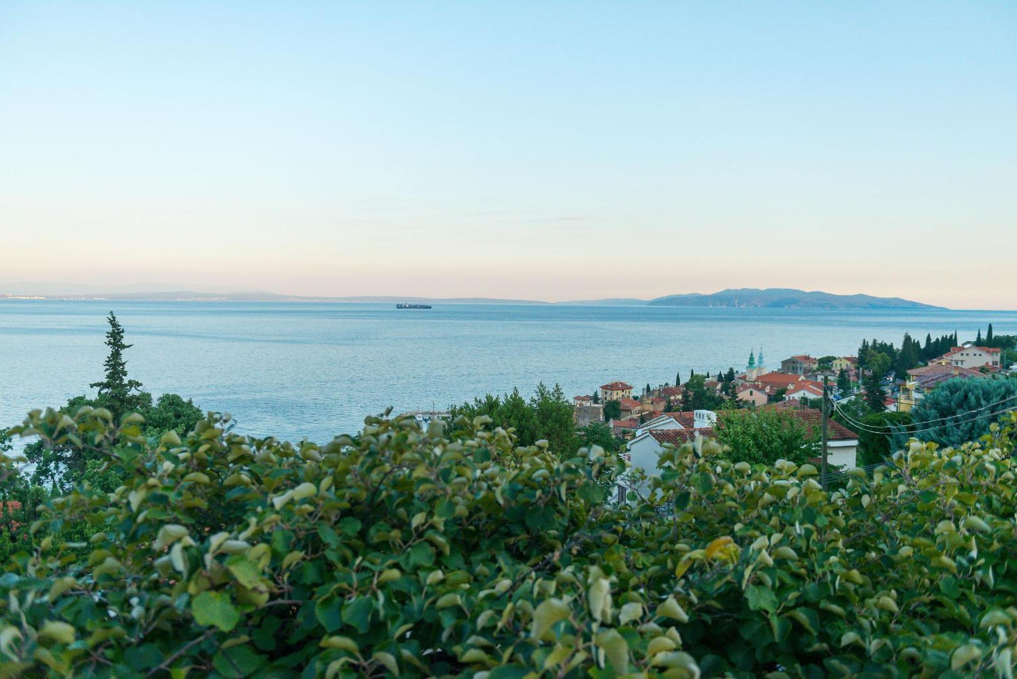 Premium Apartment With Beautiful Sea View, Short Walk To The Sea 奥帕提亚 外观 照片